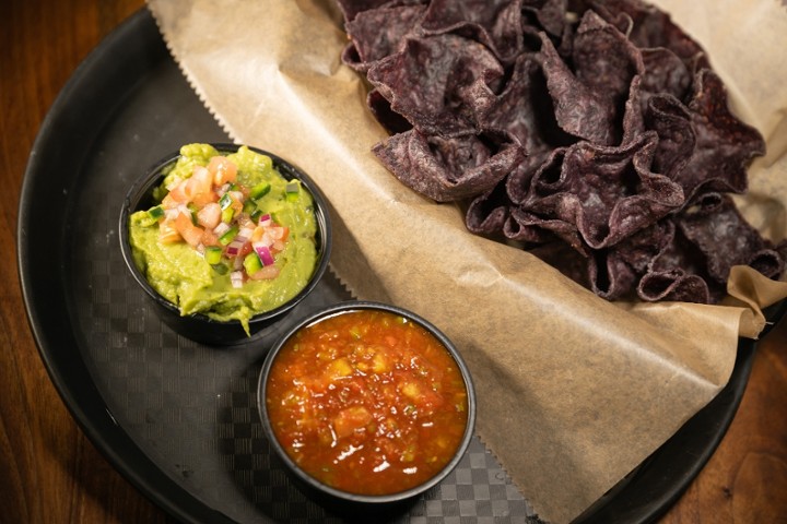 Chips Salsa Guacamole